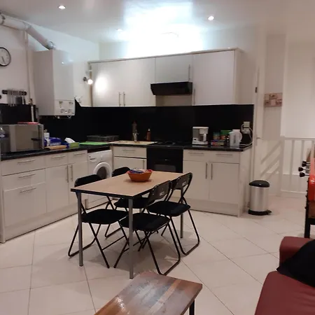 Nicolas Et Marie Courbevoie