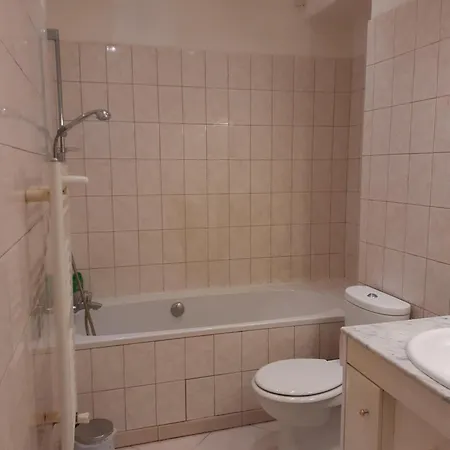 Bed & Breakfast Nicolas Et Marie Courbevoie